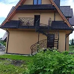아파트 Dziupla U Gorala 샤플라리