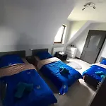 아파트 Dziupla U Gorala 샤플라리