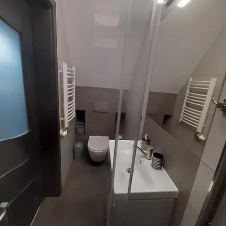 Dziupla U Gorala 斯扎法拉瑞