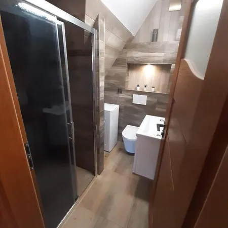 Dziupla U Gorala 公寓