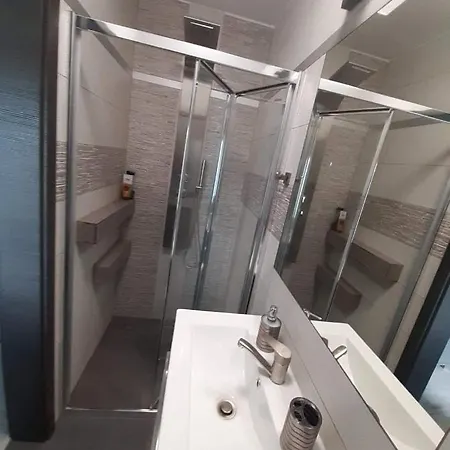 公寓 Dziupla U Gorala 斯扎法拉瑞